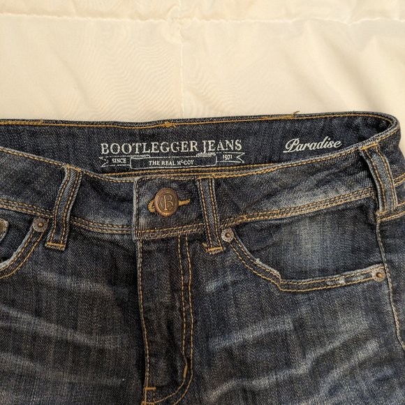 Modest & Cute Denim Shorts - Picture 3 of 5